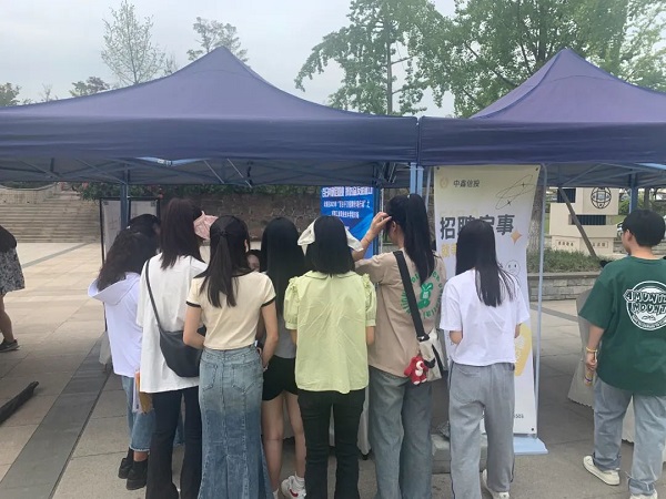 “線上+線下”促精準(zhǔn)就業(yè)，這幾場(chǎng)“百日千萬(wàn)”招聘會(huì)有成效！ 第4張