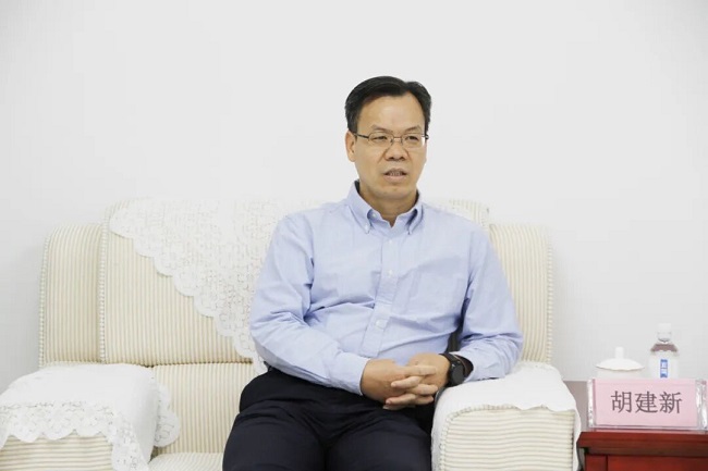 湖南省委統(tǒng)戰(zhàn)部副部長、省工商聯(lián)黨組書記胡建新一行蒞臨瑞方人力考察指導(dǎo) 第2張